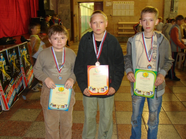 призёры у старших: Морозов, Беликов, Чертов