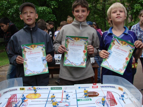 призёры у средних:Реницан, Тарасов, Лещёв